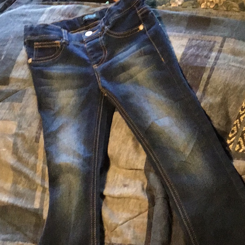 Girls jeans.